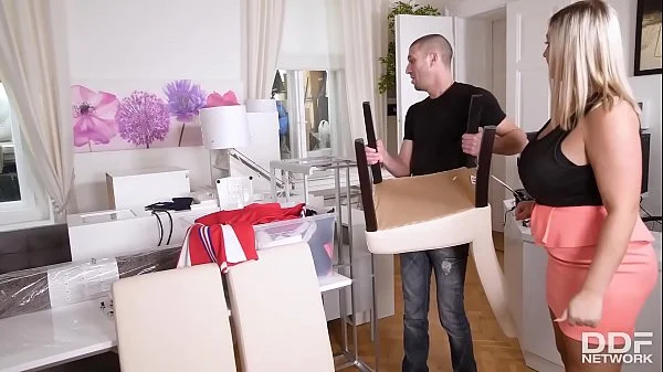 It's nice to have anal sex with stepmom when she wants it