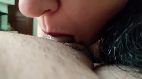 Cum in Mouth - Housewife Mature MILF Sucks cock and gives amazing Blowjob