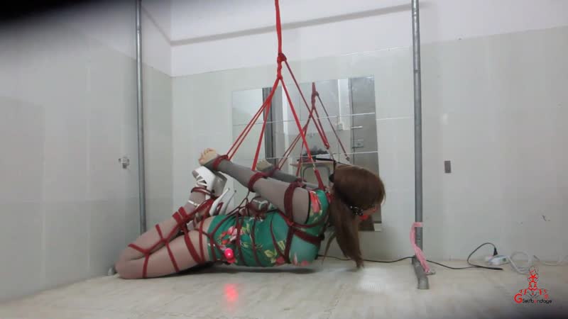 The first day of the new year of 2020, the self bondage of the puppet mother, the self bondage method taught by netizens